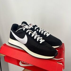 Nike Air Tailwind 79 Black and White Size 11.5